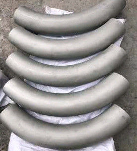 Instalaciones de tuberías de acero maleables de Asme B16.49 de la curva de carbono de la soldadura del cartabón SCH30