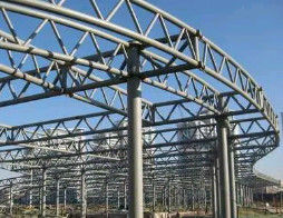 Bragueros prefabricados del tejado del Carport del metal, braguero de acero ligero tubular de acero Q235