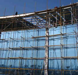 SGS para trabajos de tipo medio de acero tubular prefabricado del braguero 300*300m m del tejado de Warehouse
